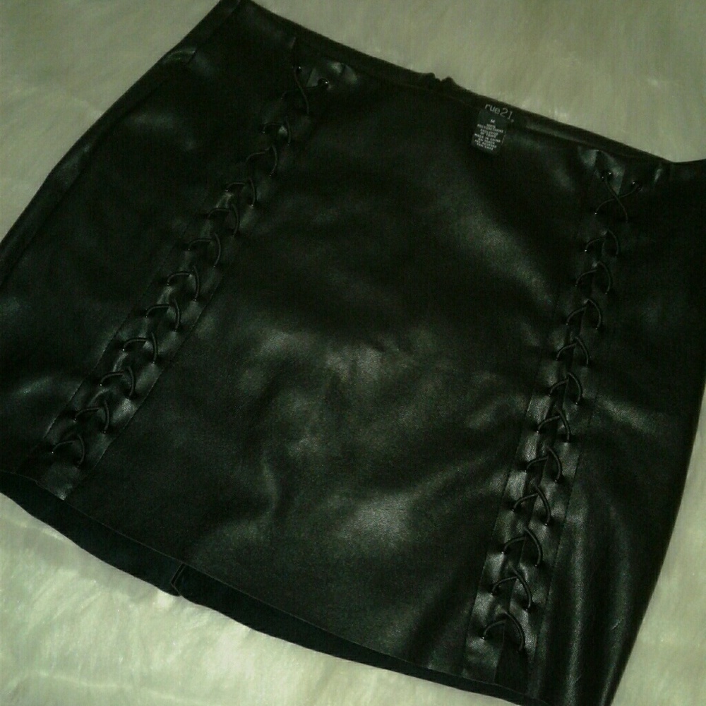 Rue21 Double Lace Black Skirt With Zipper
